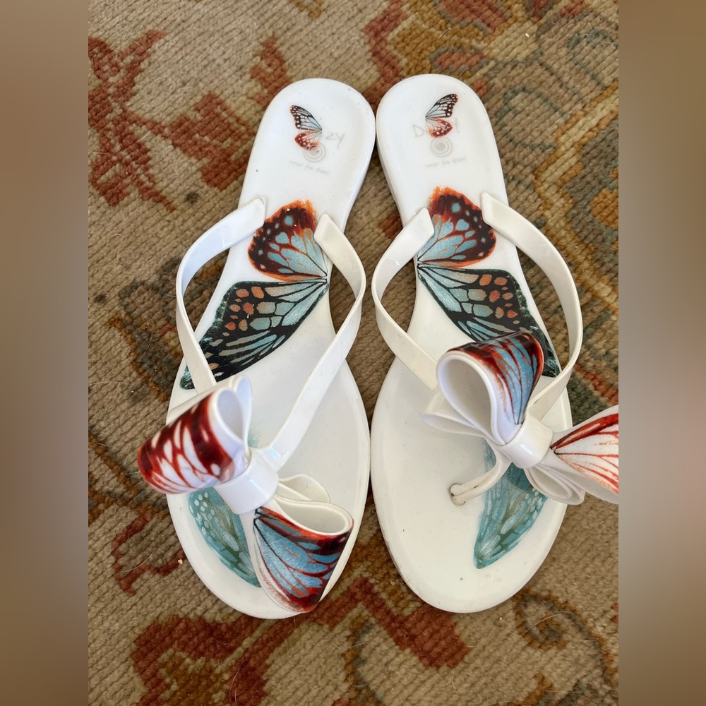 Women's White Sandals with Butterfly Design - Picture 3 of 7
